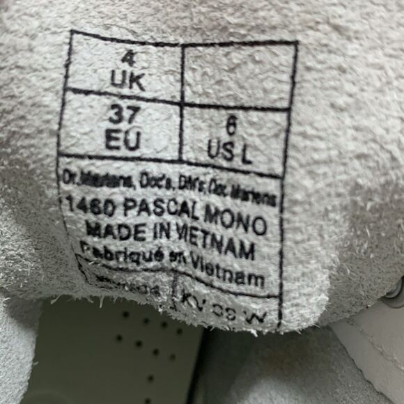 Dr. Martens Women’s 1460 Pascal Mono White Leather Lace Up Combat Boots Sz 6 - Picture 9 of 10